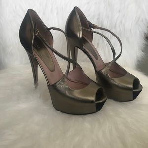 Gucci heels